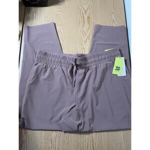 B6 New Womens All in Motion High Rise Woven Tapered Pants Pockets Plum Purple XL